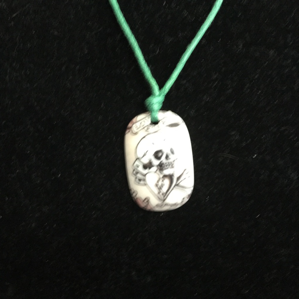 Necklace - Picture 2 of 2